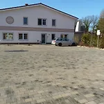 Cafe Und Blohm Vendégház