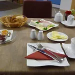 Cafe Und Blohm Vendégház