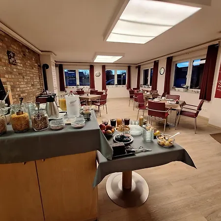 Cafe Und Blohm Vendégház Greifswald