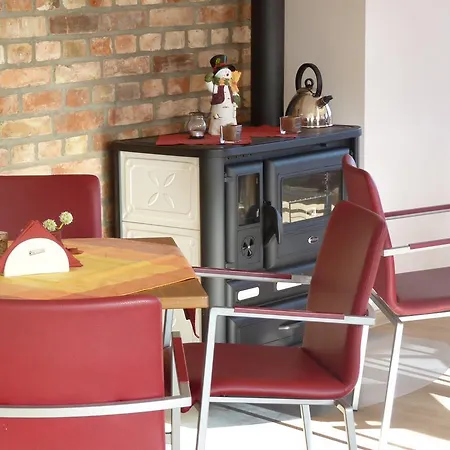 Pensionat Cafe Und Blohm