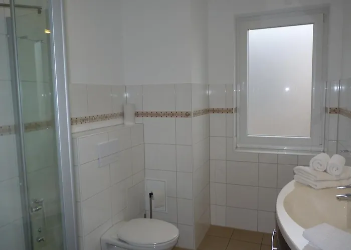 بيت ضيافة Cafe Und Blohm